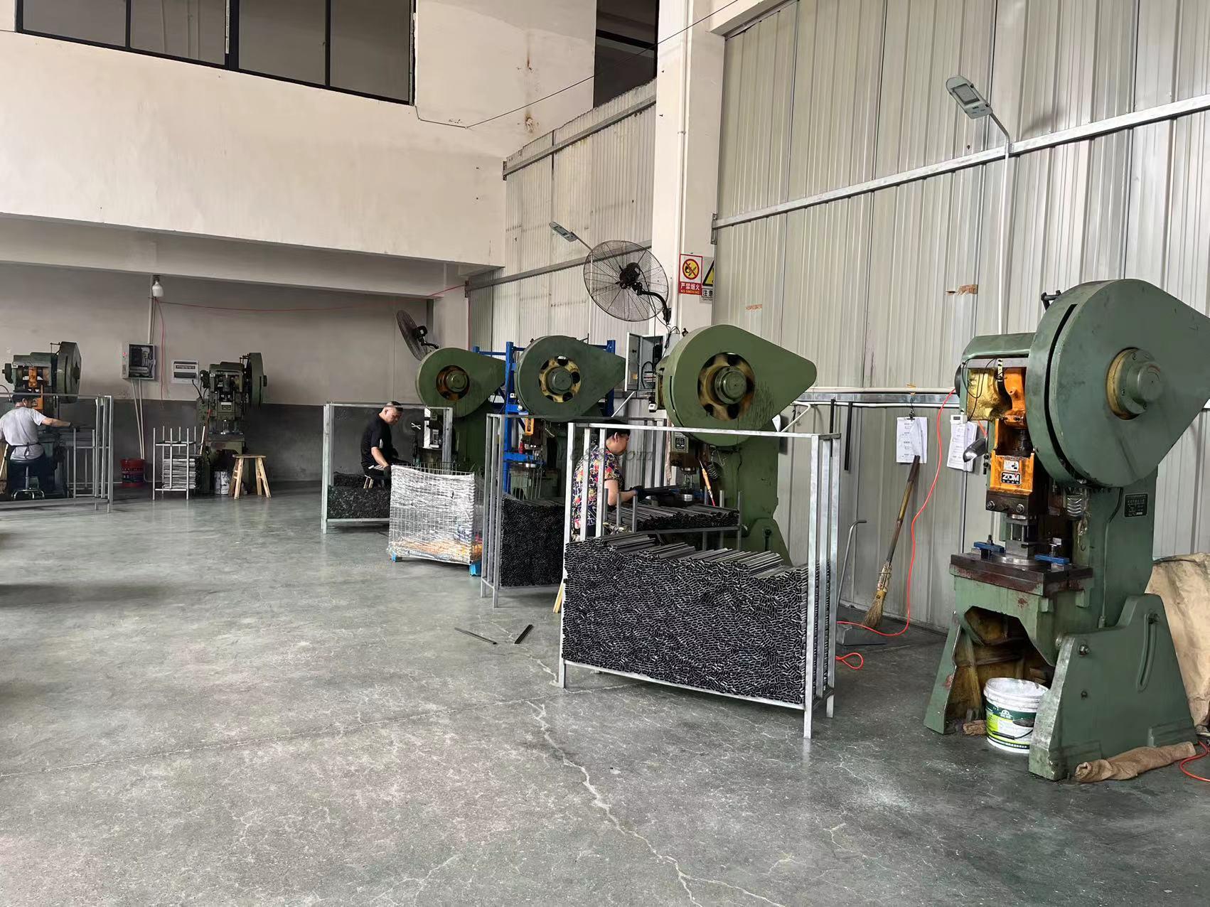 欧菲光：公司各条产品线均在有序生产并及时备货供货中