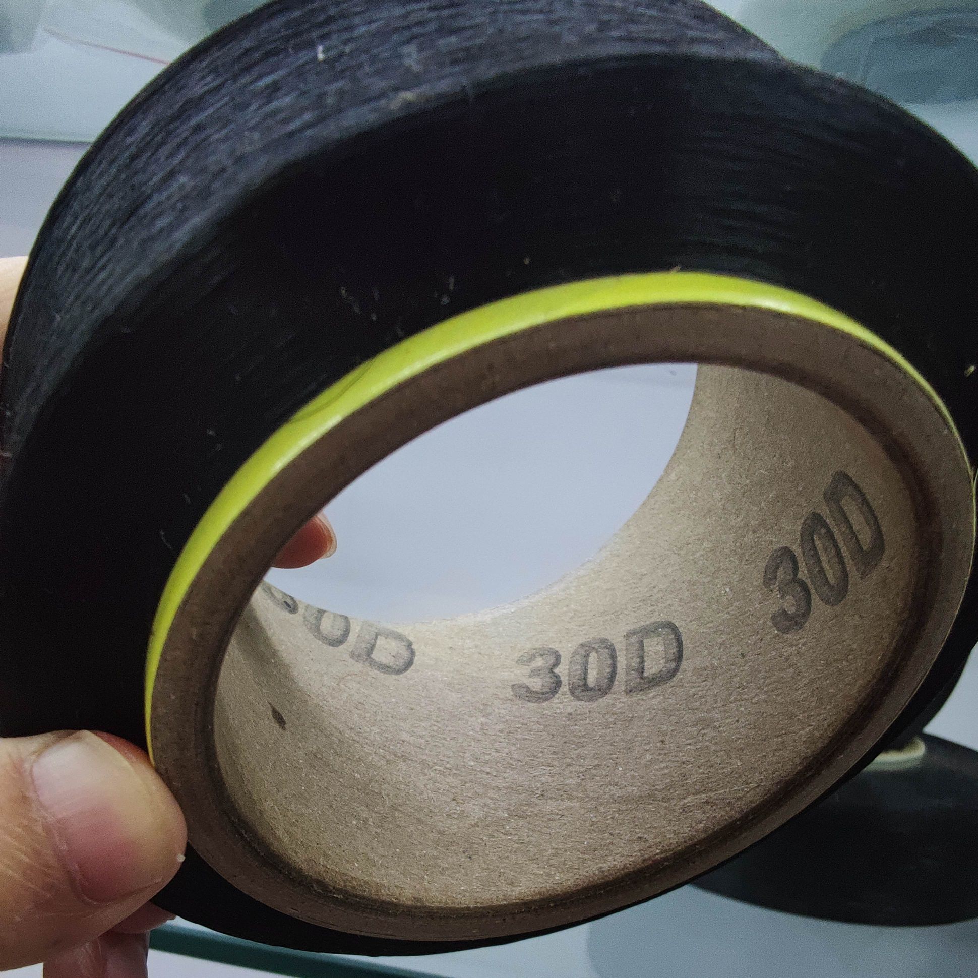 恒申新材:主要产品为锦纶6切片、锦纶6民用丝以及纺织印染布