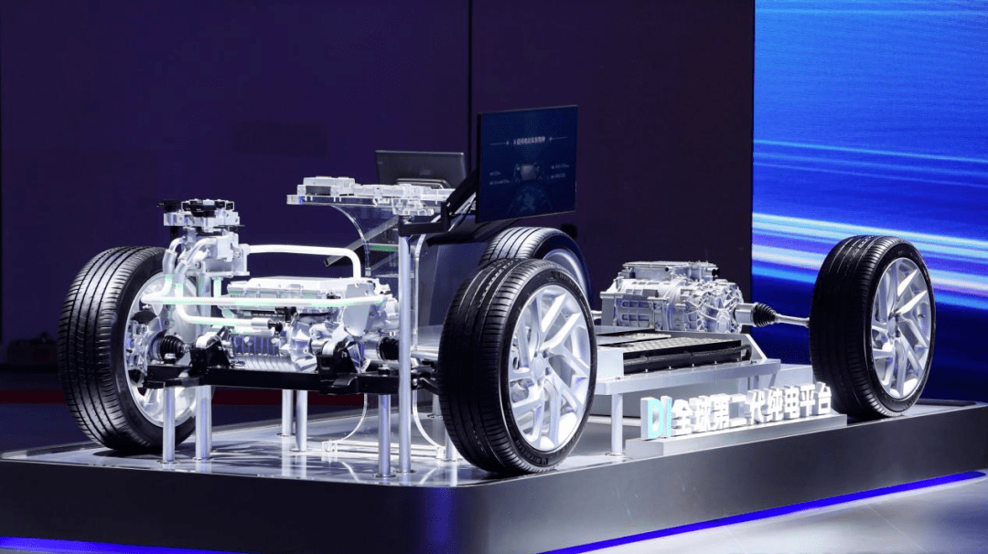 禾赛科技与星动纪元联手，共拓服务机器人感知智能新边界