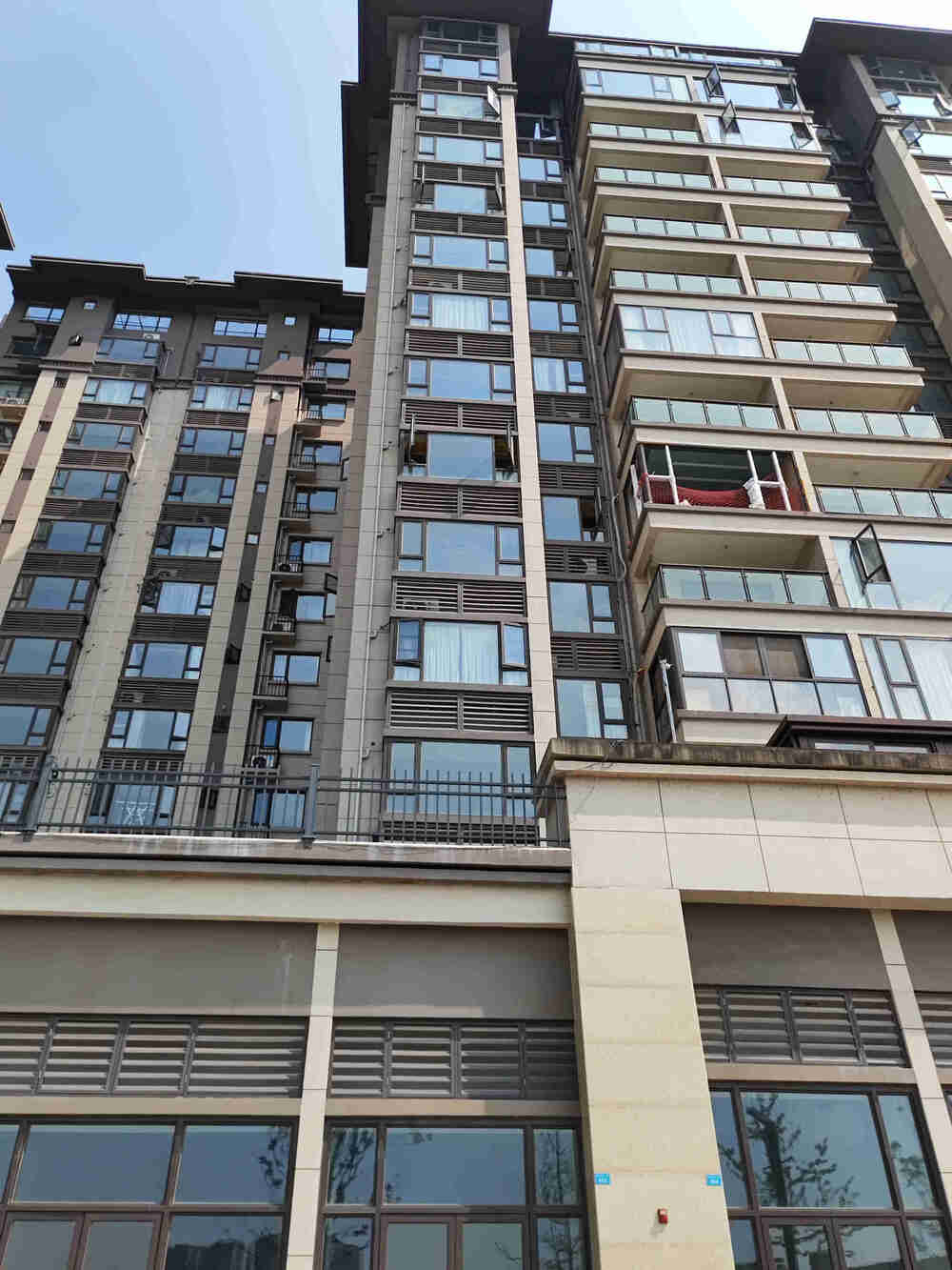 债市公告精选 |奥园集团未能及时清偿到期债务；华业资本收到法院执行裁定书