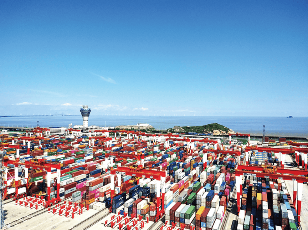 振华重工:公司参与了全球约70%的自动化码头和智慧港口建造,具有较强的行业影响力