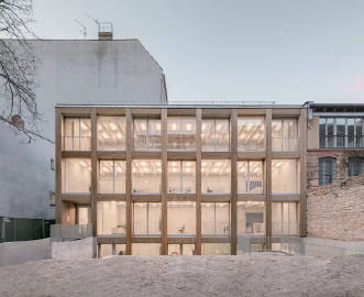 特瑞斯大宗交易成交239.00万元