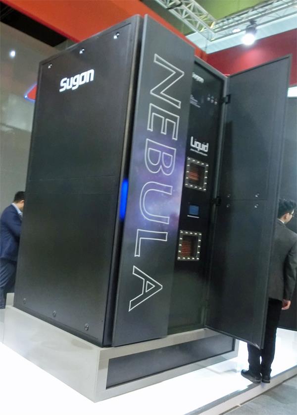 泓淋电力：公司的大功率液冷充电系统是采用自研的液冷柔性电缆