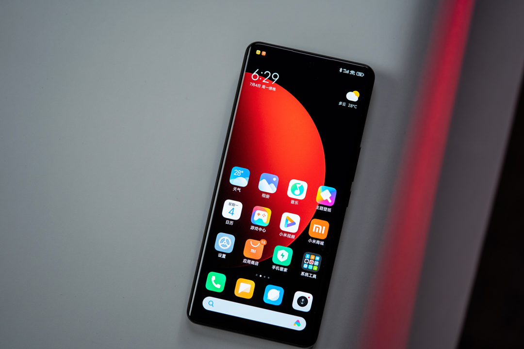 京东方A获得发明专利授权:“OLED面板和手环”