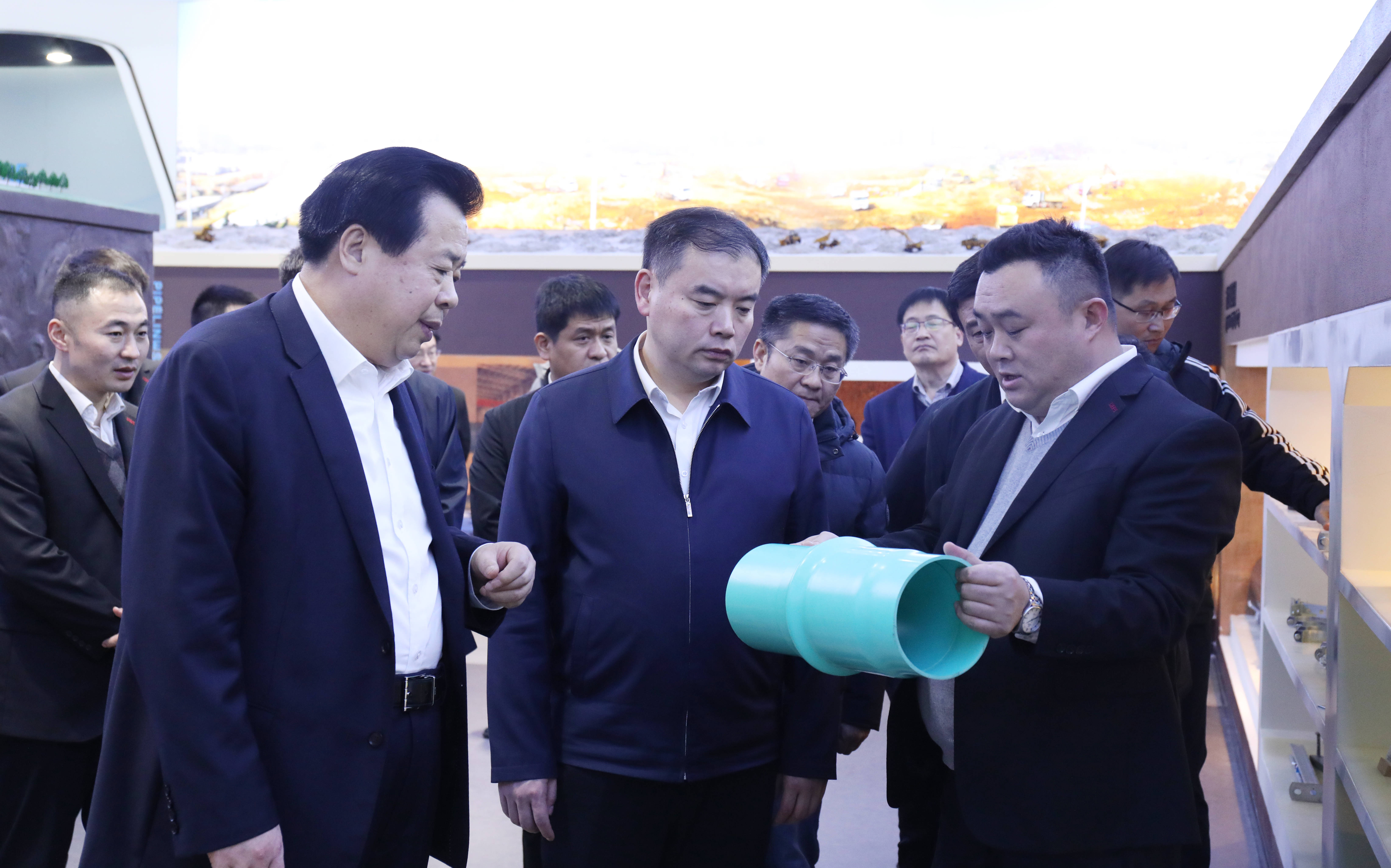 东宏股份(603856.SH)上半年净利润1.02亿元，同比下滑32.31%