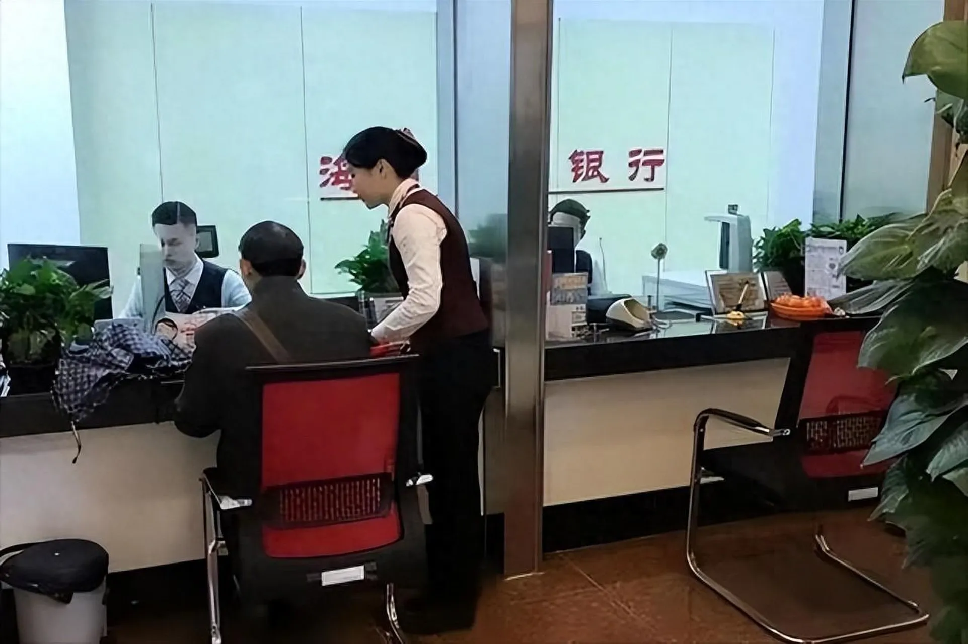 兴业银行2025年上半年实现归母净利润431.41亿元 同比增长0.21%