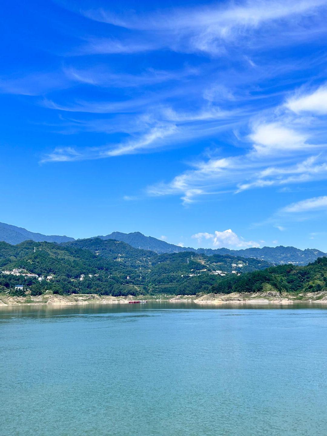 涨停雷达：半年报增长+文化旅游+两坝一峡+国企改革 三峡旅游触及涨停