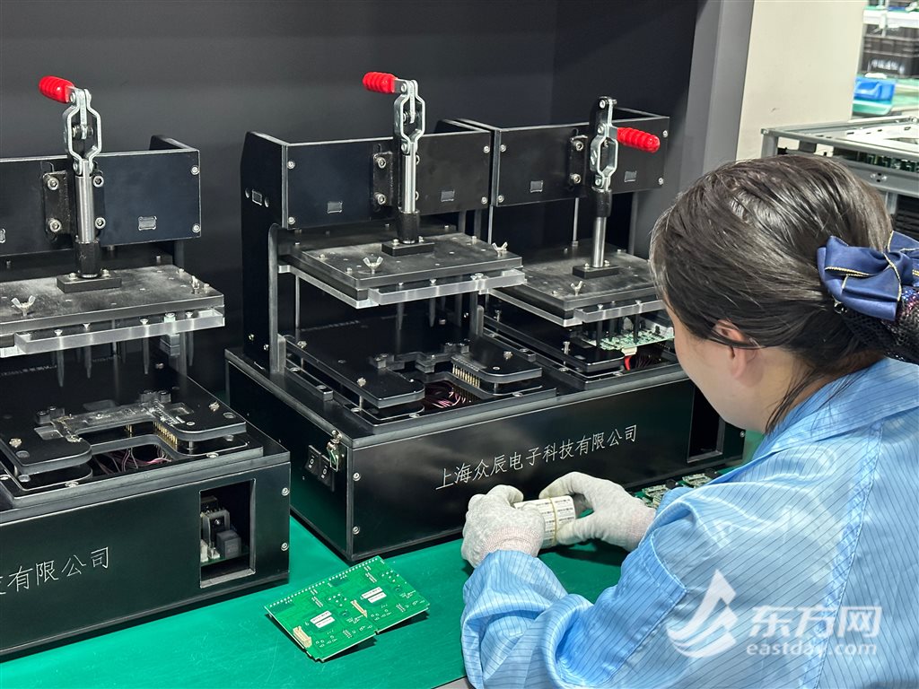 涨停雷达:减速器+机器人+变频器+伺服系统 众辰科技触及涨停