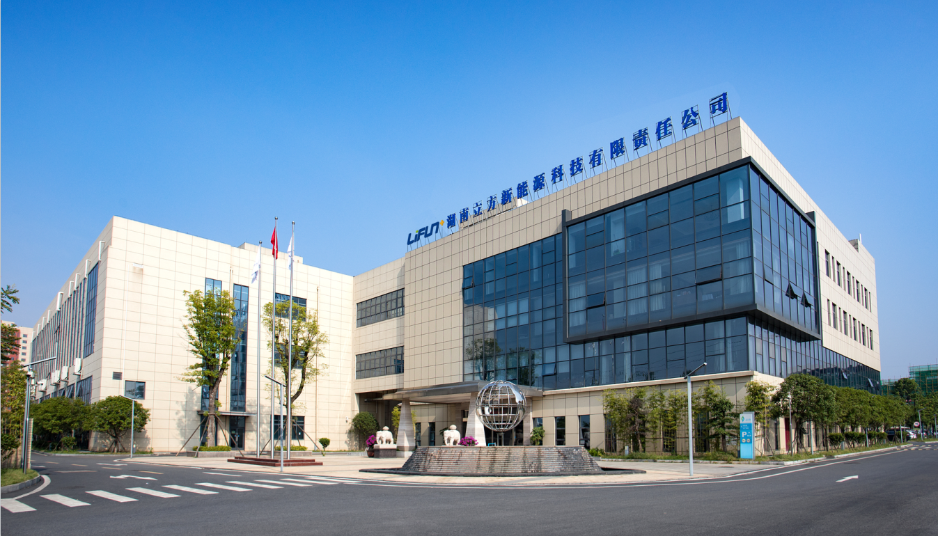 万润科技：公司下属企业亿万无线加快客户结构转型升级，引入加强与头部企业科大讯飞、阿里、唯品会等客户的深度合作