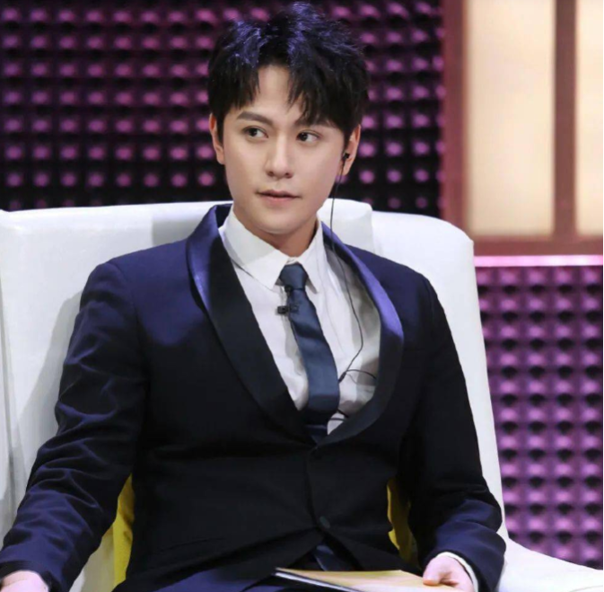 欢瑞世纪持续亏损,短剧扩张反噬利润,头部艺人持续流失,爆剧难出