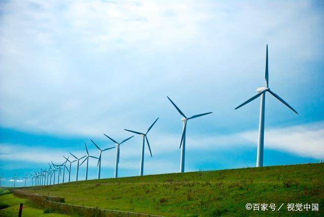 天润科技:9月18日高管李俊减持股份合计2.5万股