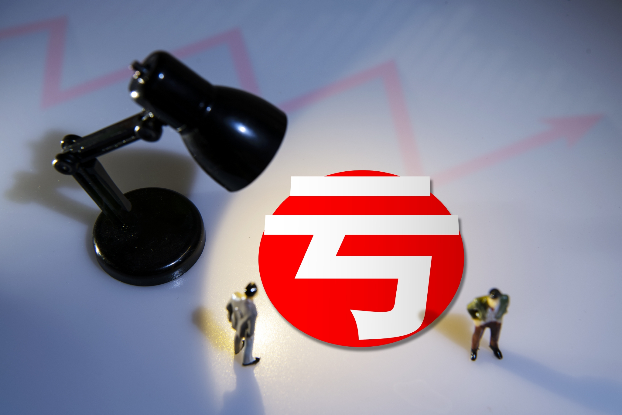 新光光电:H1亏损加剧,营收惨遭腰斩,首发募投项目遭多次延期