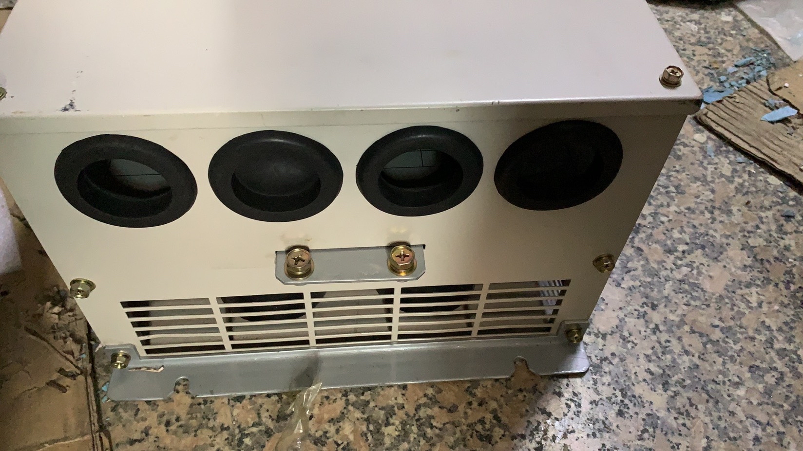 蓝海华腾:公司的变频器产品可应用于数据中心空调