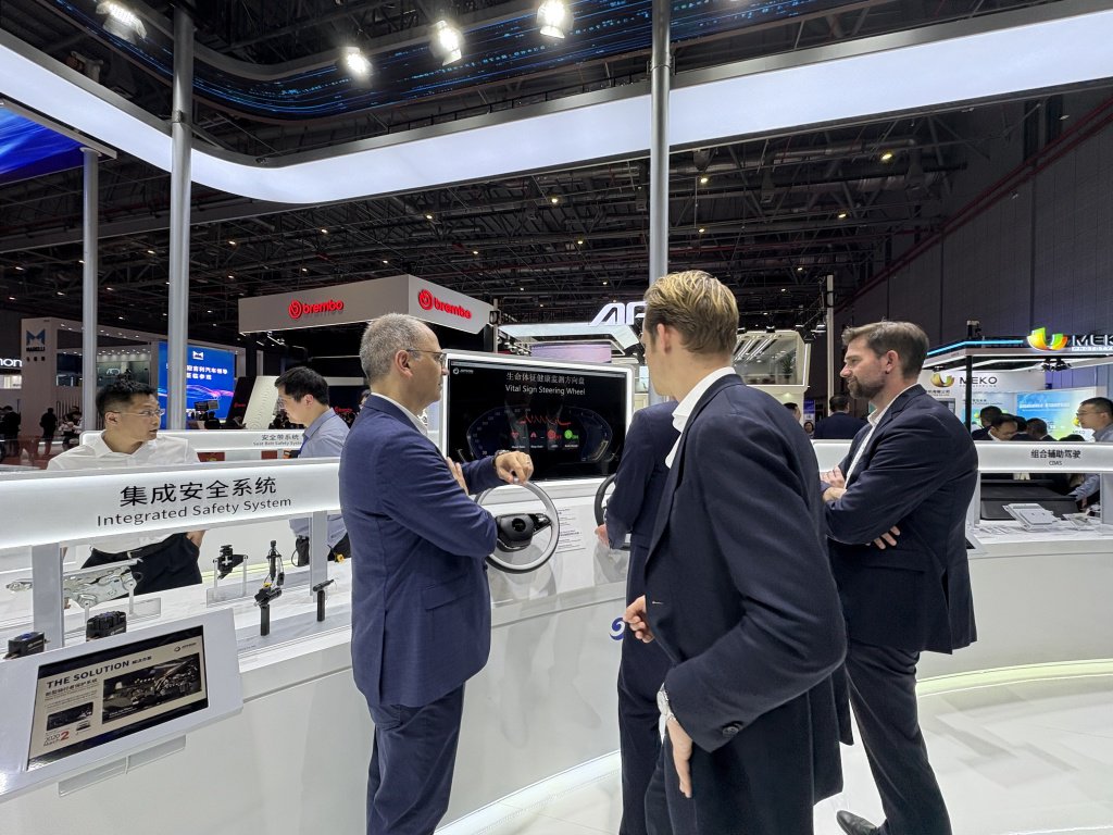 均胜电子A+H资本布局再提速，募资加速智驾、座舱技术全球研发与商业化