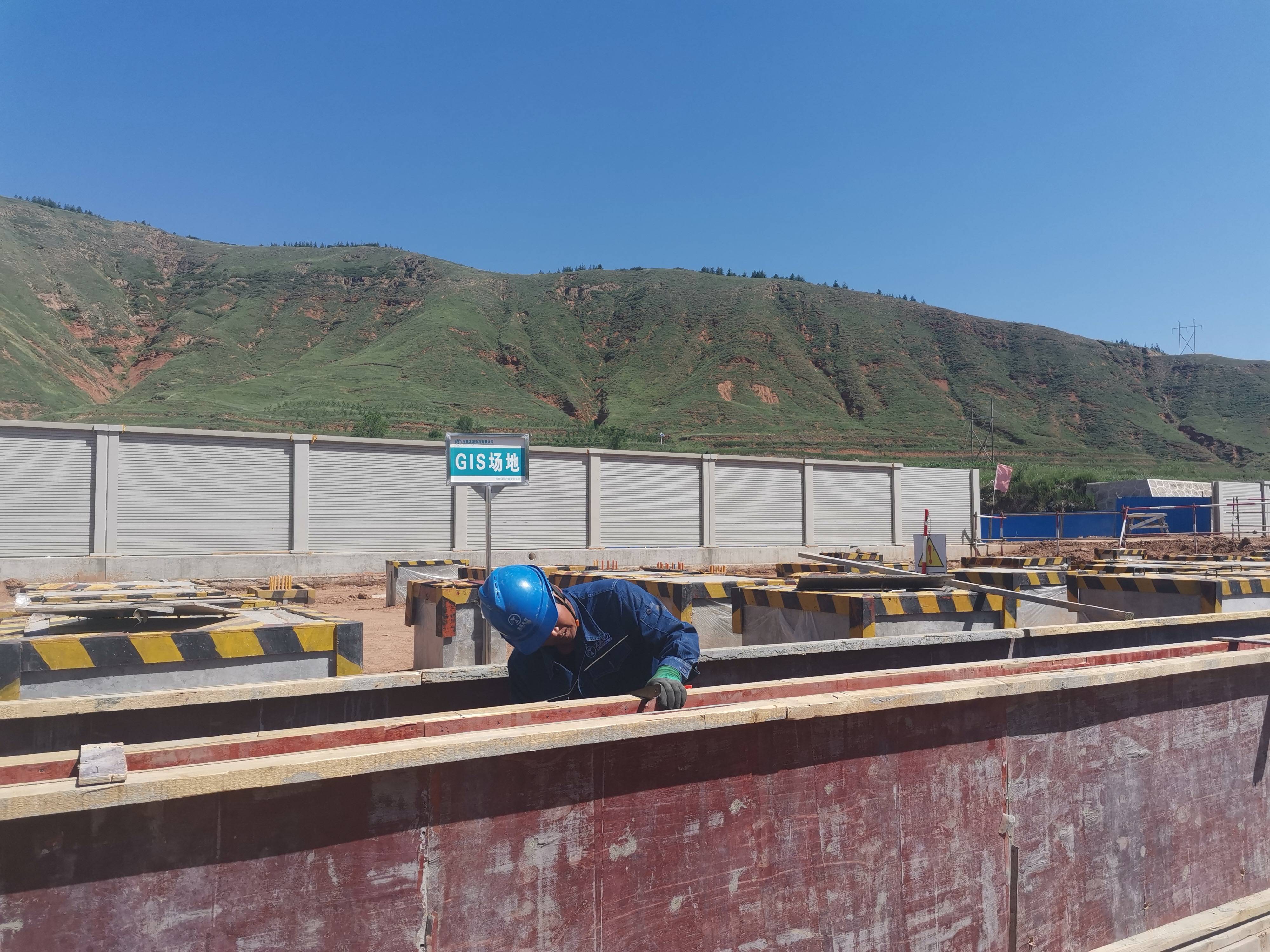 安徽建工:公司在算力基建领域暂无落地项目