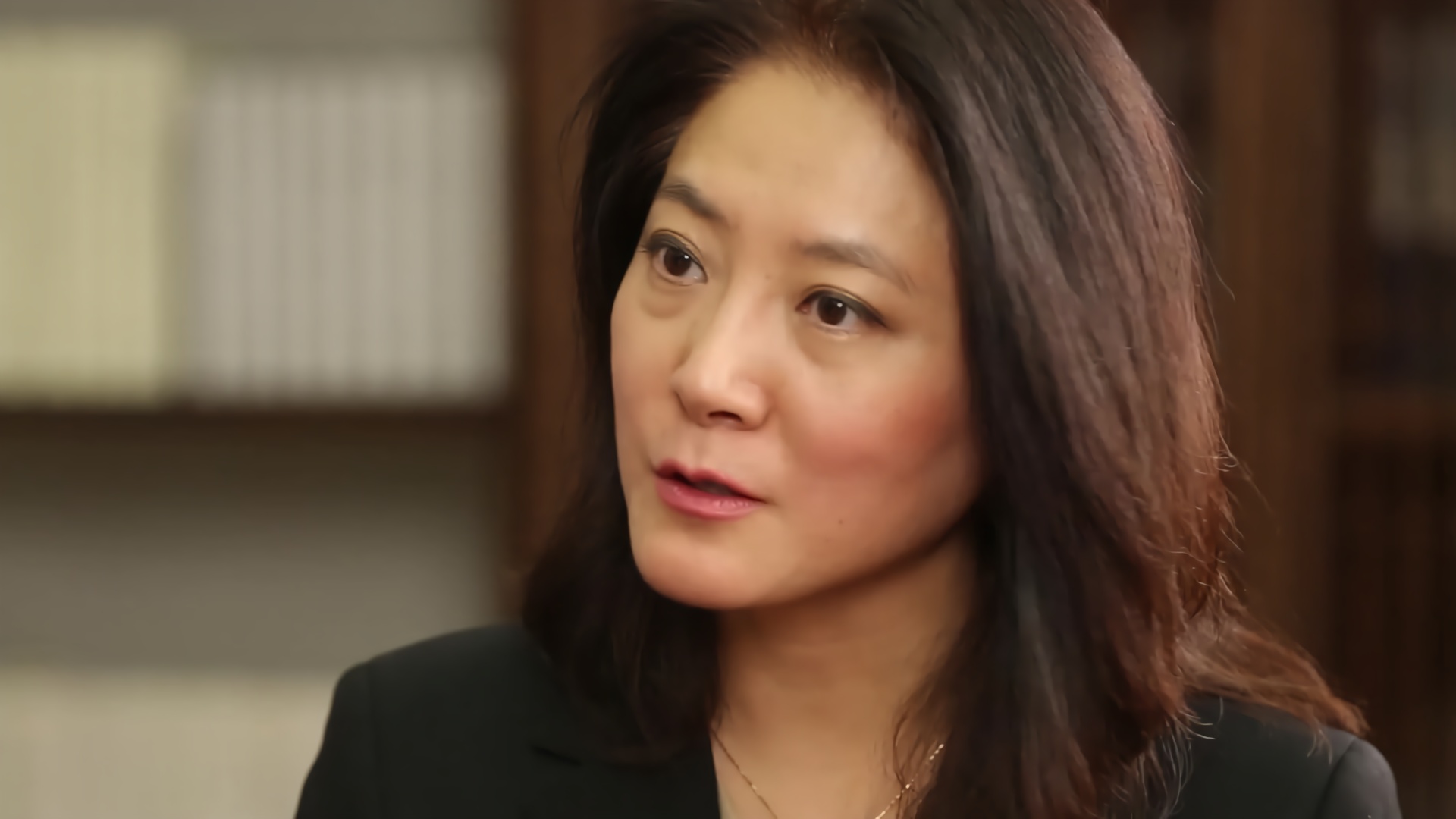 “户外新贵”坦博尔资金告急！王丽莉母子分红2.8亿，“掏空”现金流？