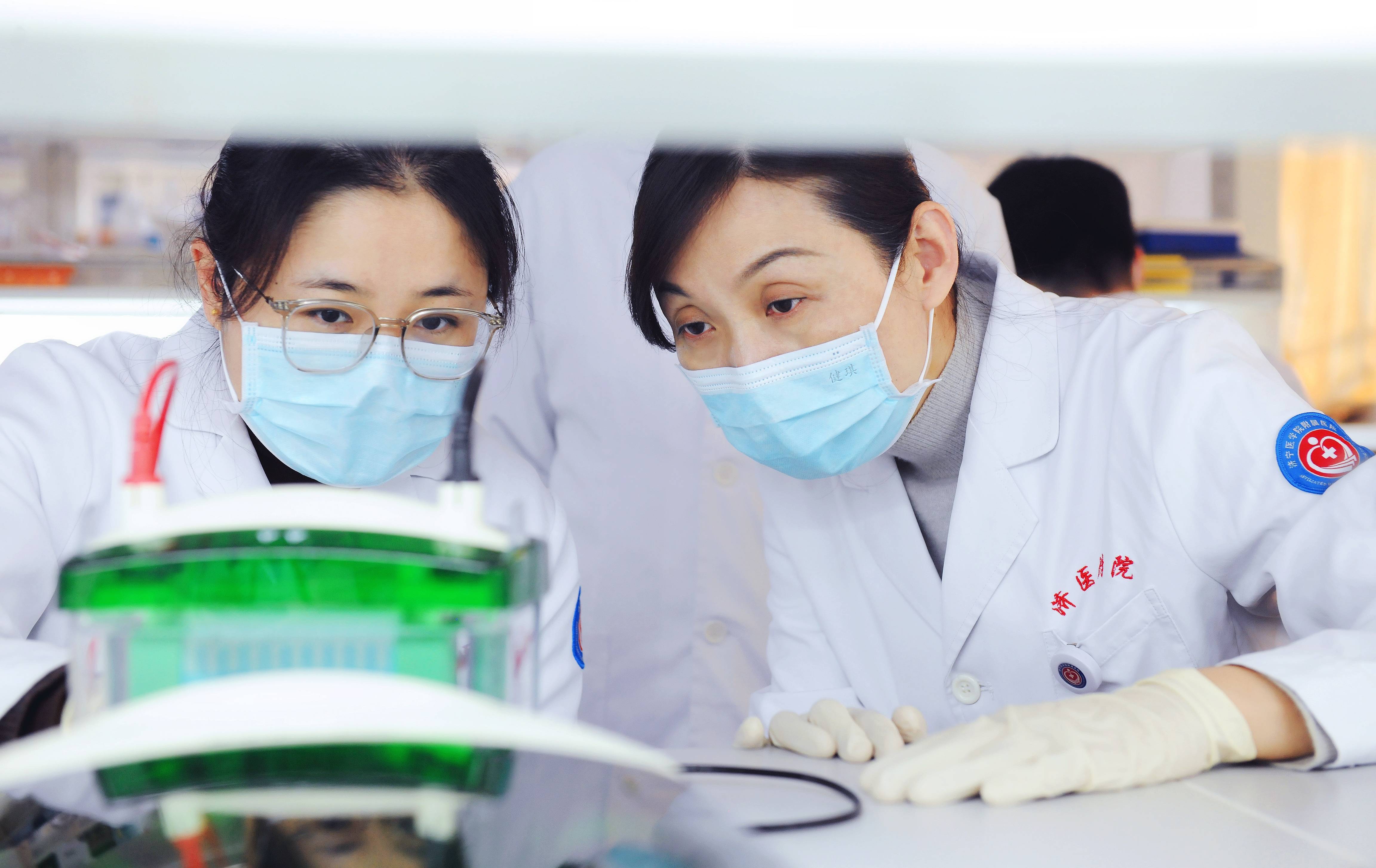 嘉欣丝绸：两个项目依托高校科研力量进行产业化探索