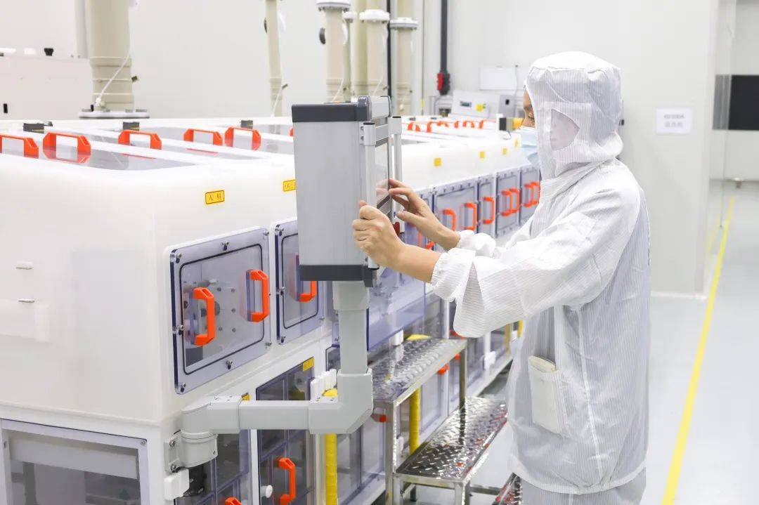 中际旭创：公司设备能够进行高品质生产