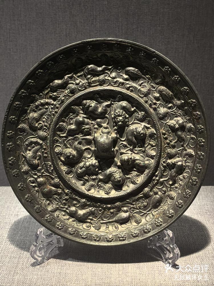 格隆汇公告精选�蚬愕缂屏浚耗馔蹲式ㄉ韫愕缂屏课髂�(成都)检测基地;工业富联:未向市场下调第四季度利润目标