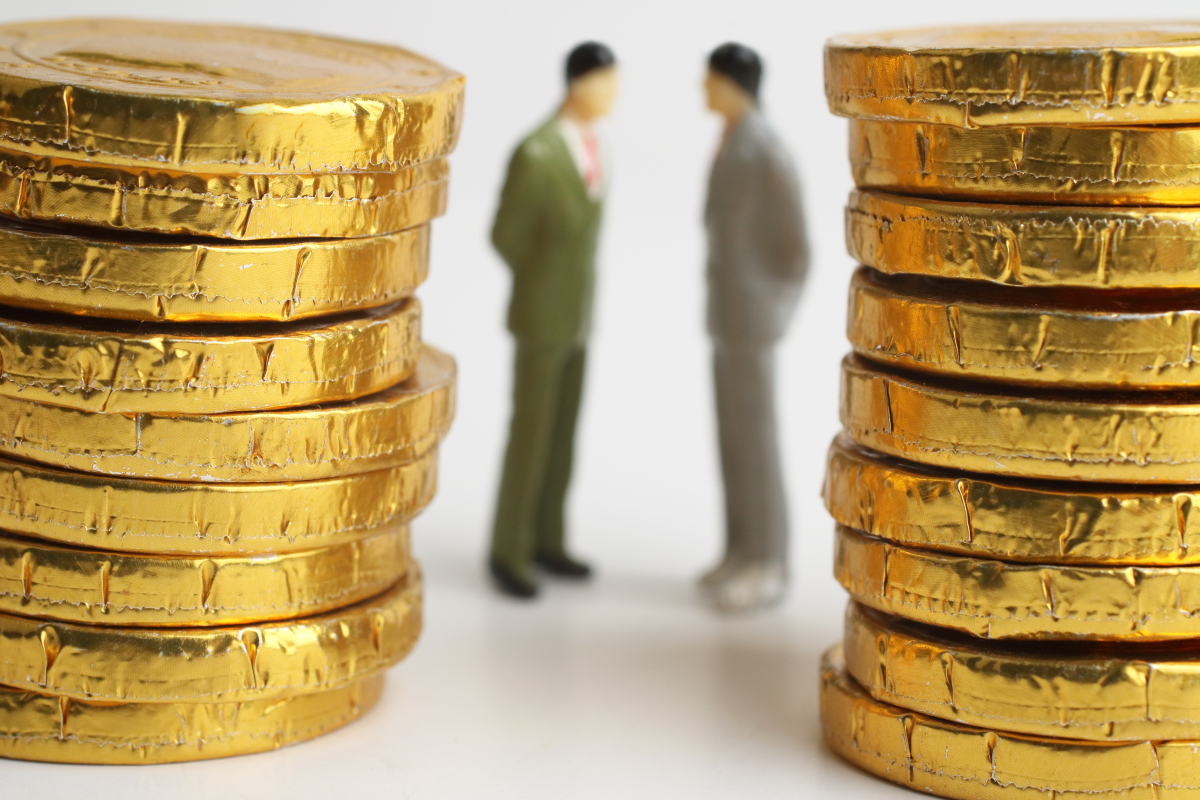 异动快报：赫美集团（002356）11月24日10点18分触及涨停板