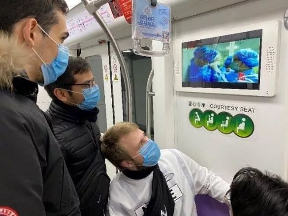 异动快报：东方明珠（600637）1月12日9点33分触及涨停板