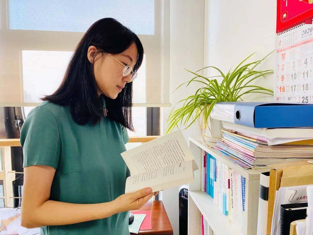 秉扬科技：1月22日高管李汝成、廖利、桑红梅、赵龙善减持股份合计32.64万股