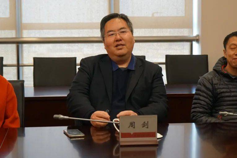 异动快报：迈为股份（300751）1月23日9点35分触及涨停板