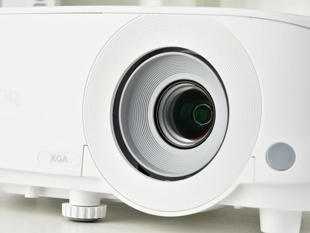 康冠科技：开发出众多可实现无线投屏的相关智能显示产品