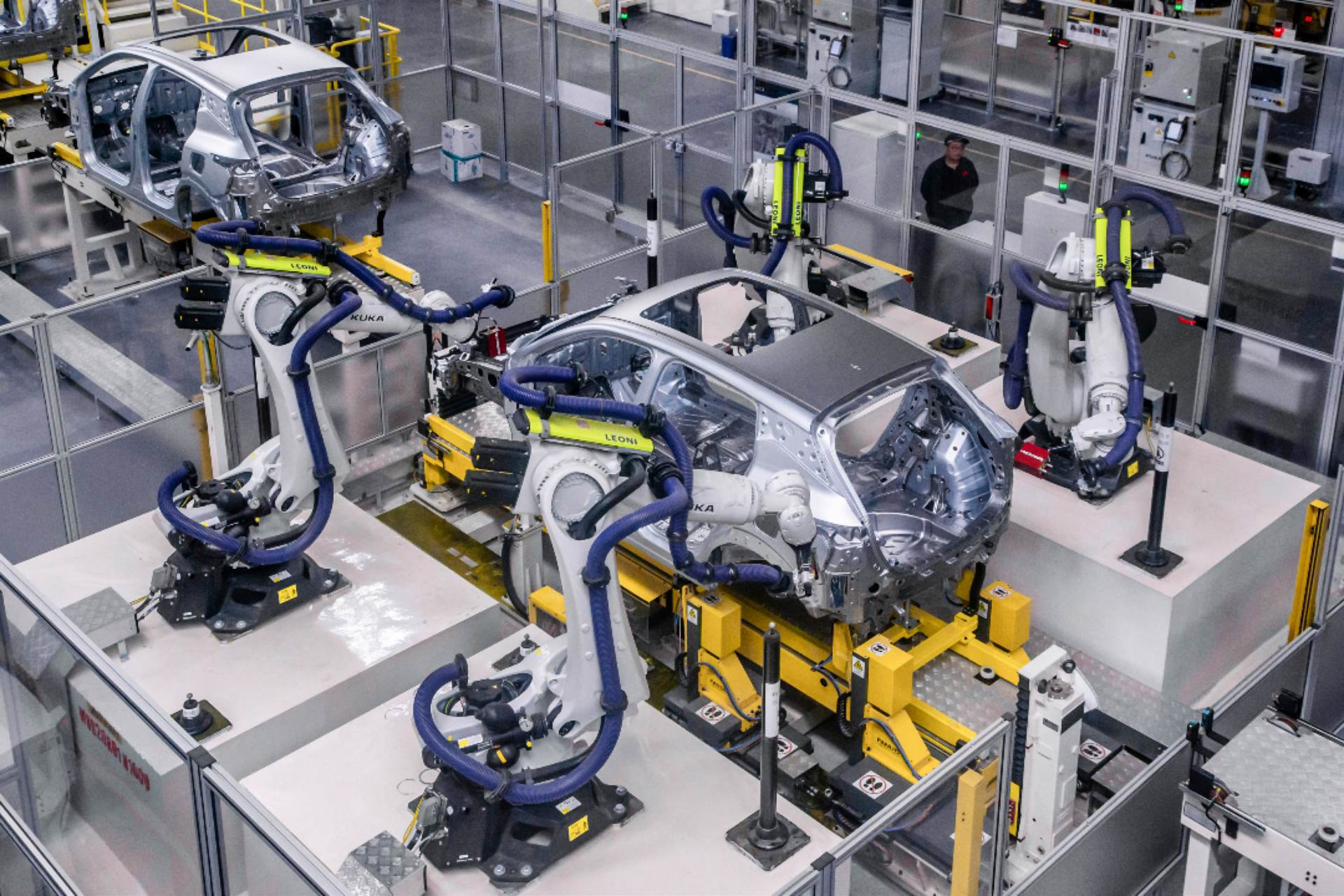 一汽解放：公司主体产线均处于正常生产状态