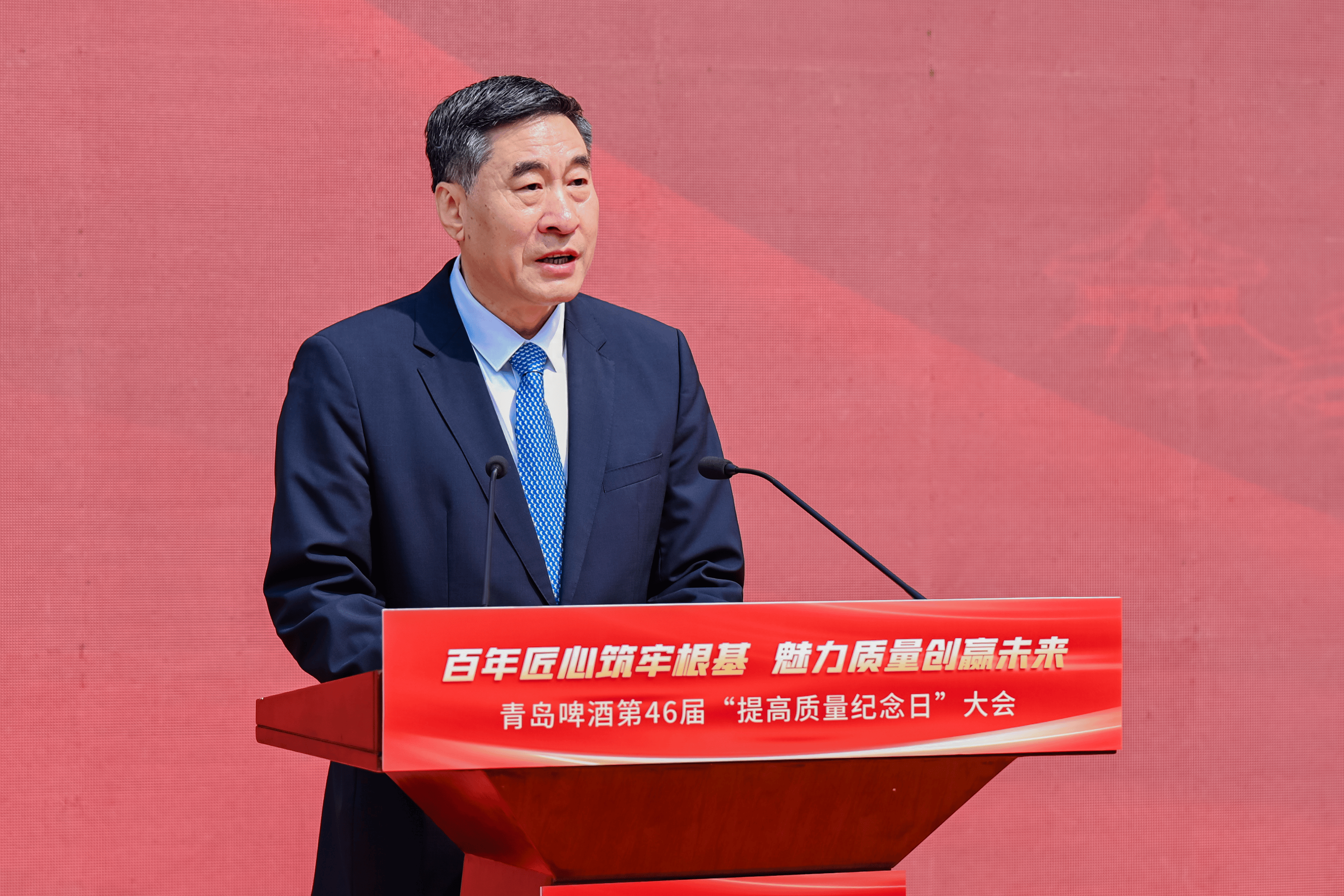 力王股份：2月6日高管李维海、邹斌庄减持股份合计8.54万股