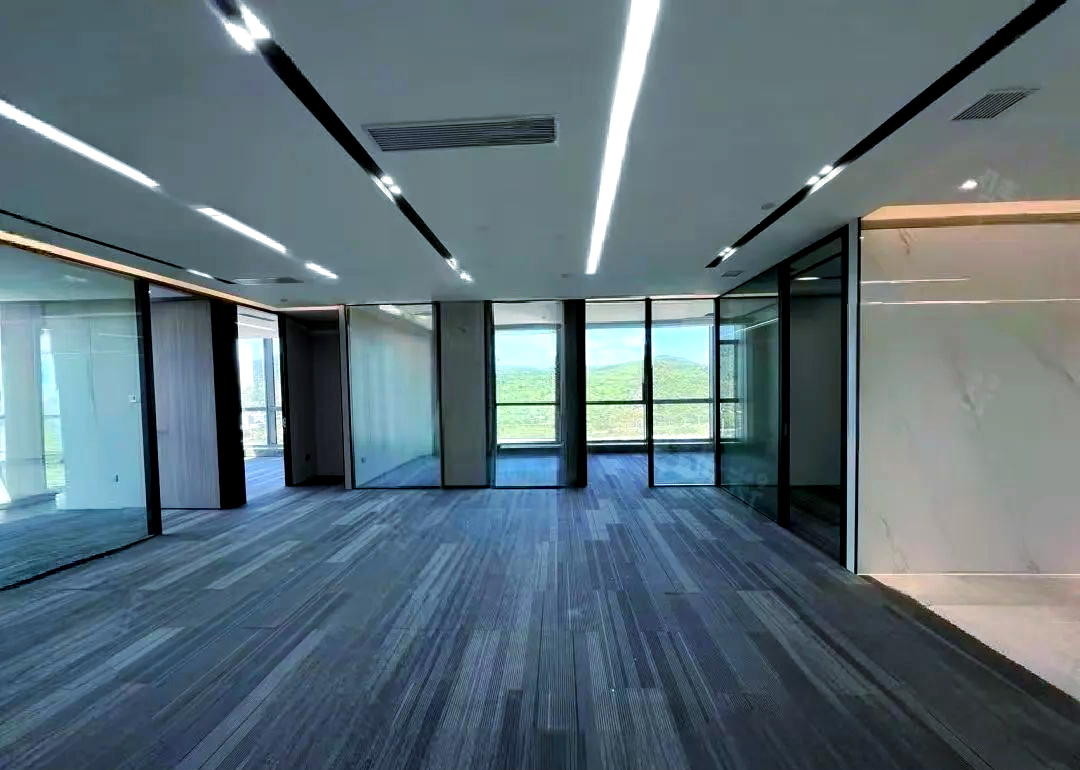 五方光电：目前公司产品主要应用于智能手机等消费电子领域