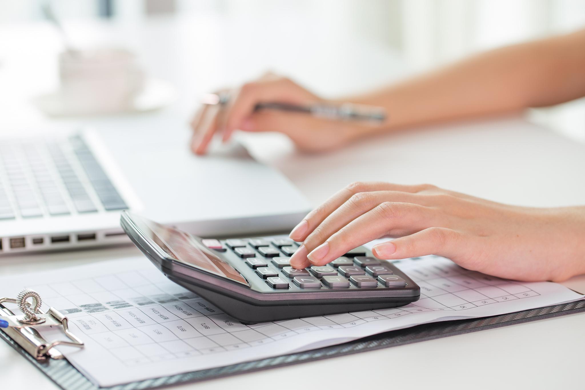 异动快报：聚杰微纤（300819）2月11日9点41分触及涨停板