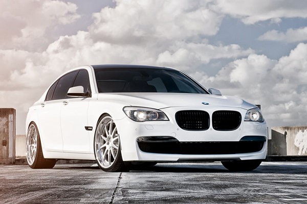 福田汽车披露2笔对外担保，被担保公司2家