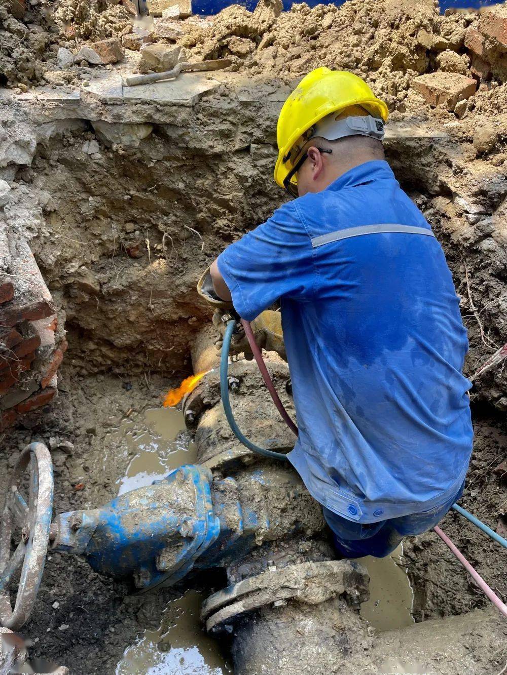 上海建工获得发明专利授权：“一种双机抬吊作业的监控和预警方法及系统”