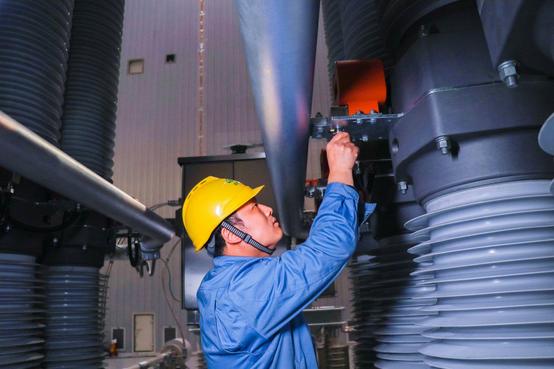 许继电气获得发明专利授权：“一种可控自恢复消能装置的能量越限保护方法”