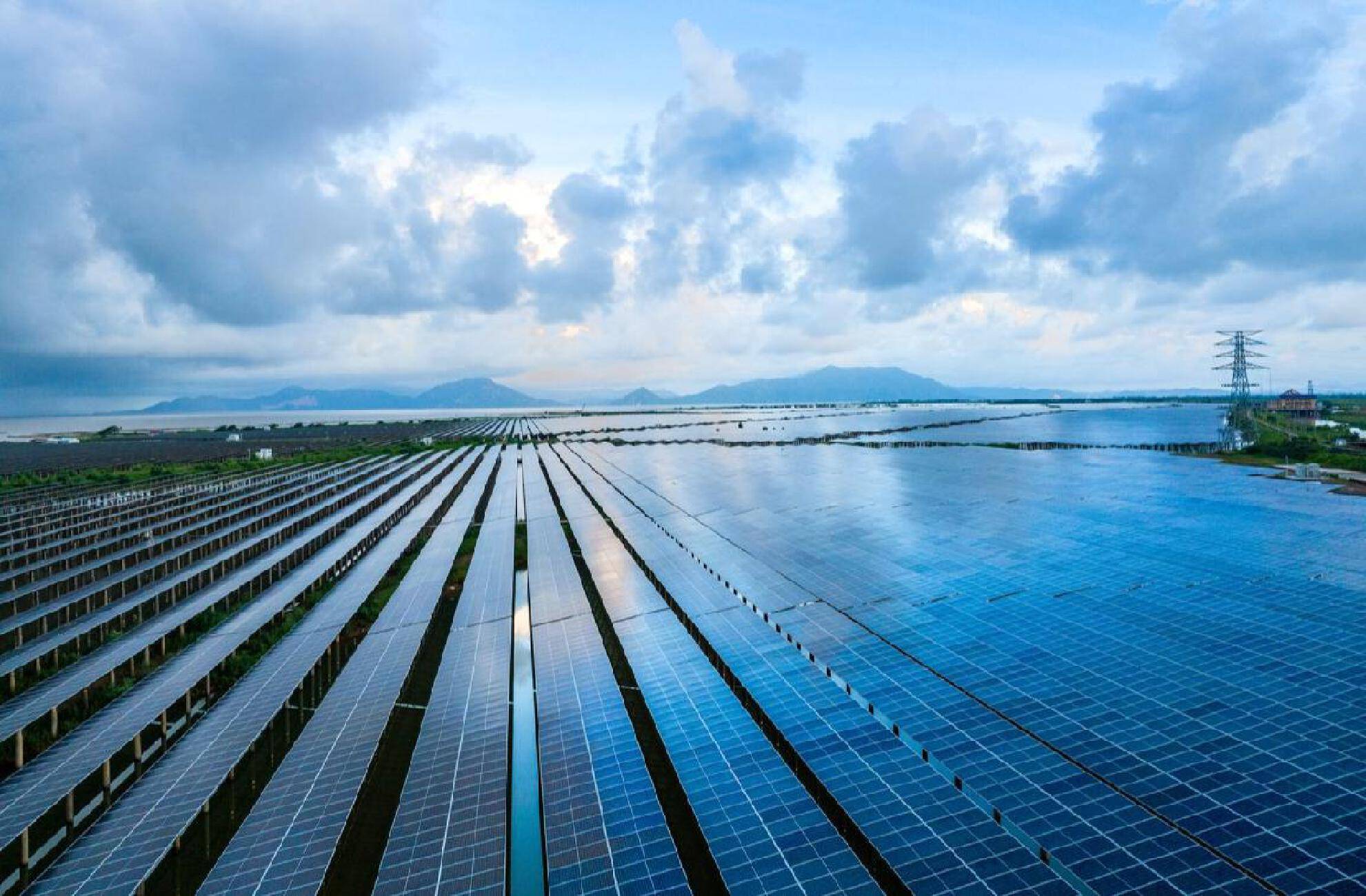 天合光能(688599.SH):2025年度净亏损69.94亿元