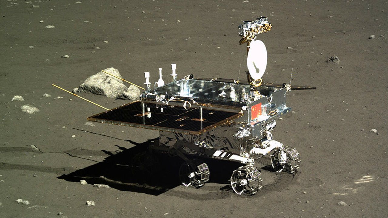 柳 工:目前公司暂未开展月球应用装备的研究