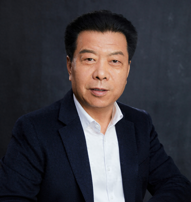 以岭药业2025年净利12.86亿实现扭亏 董事长吴相君薪酬300万
