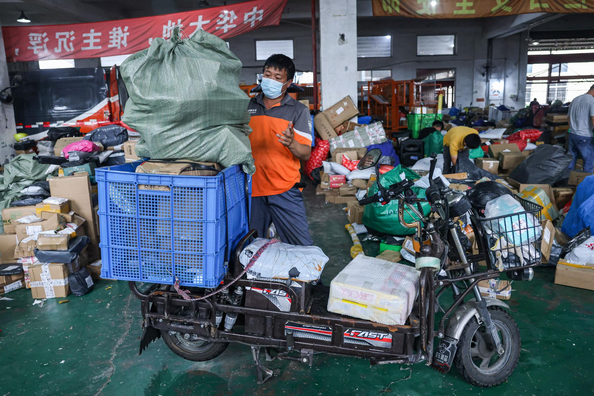 快递业的反内卷,终于见到成效了?