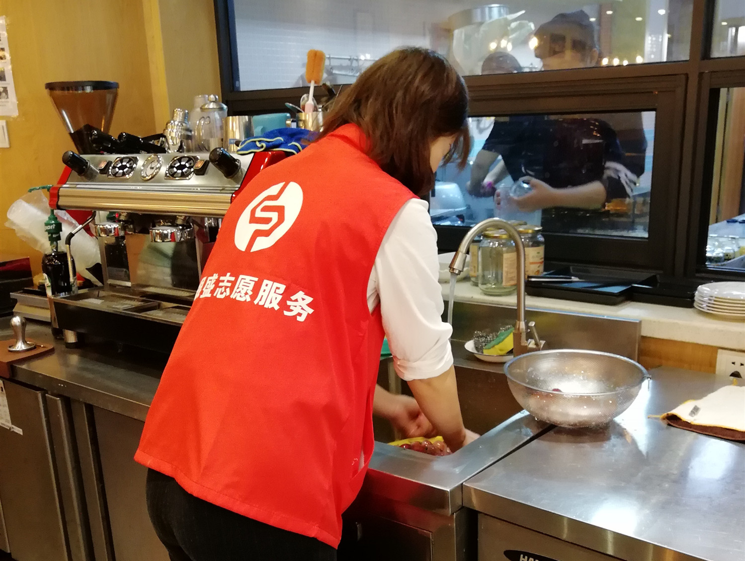 屡踩商户管理“红线”，银盛支付年内第三次被罚，回应来了！